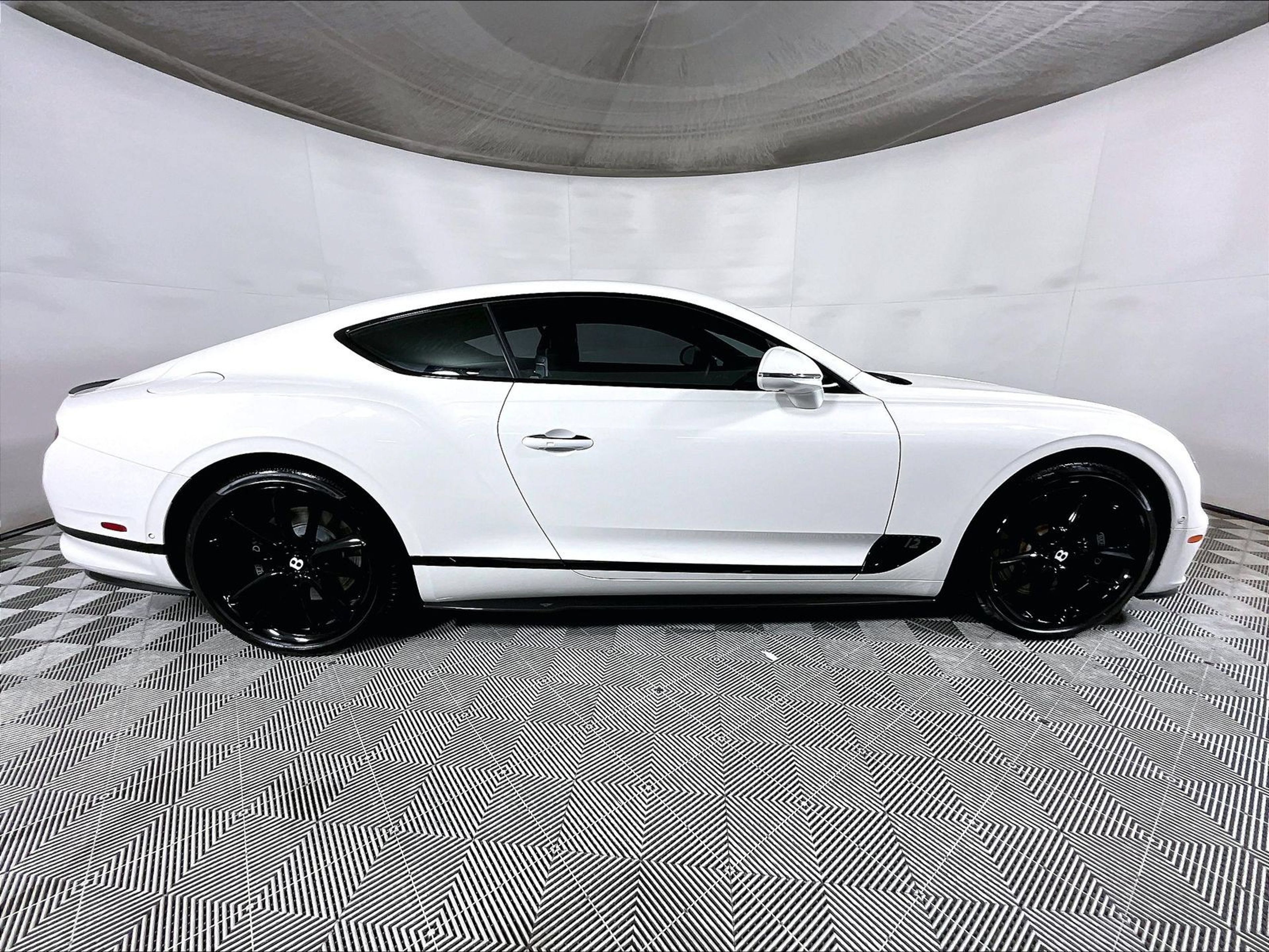 Used 2021 Bentley Continental GT Mulliner AWD/4WD image 8