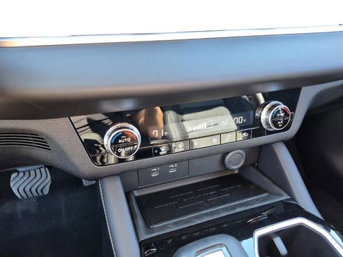 New 2026 Mitsubishi Outlander ES image 24