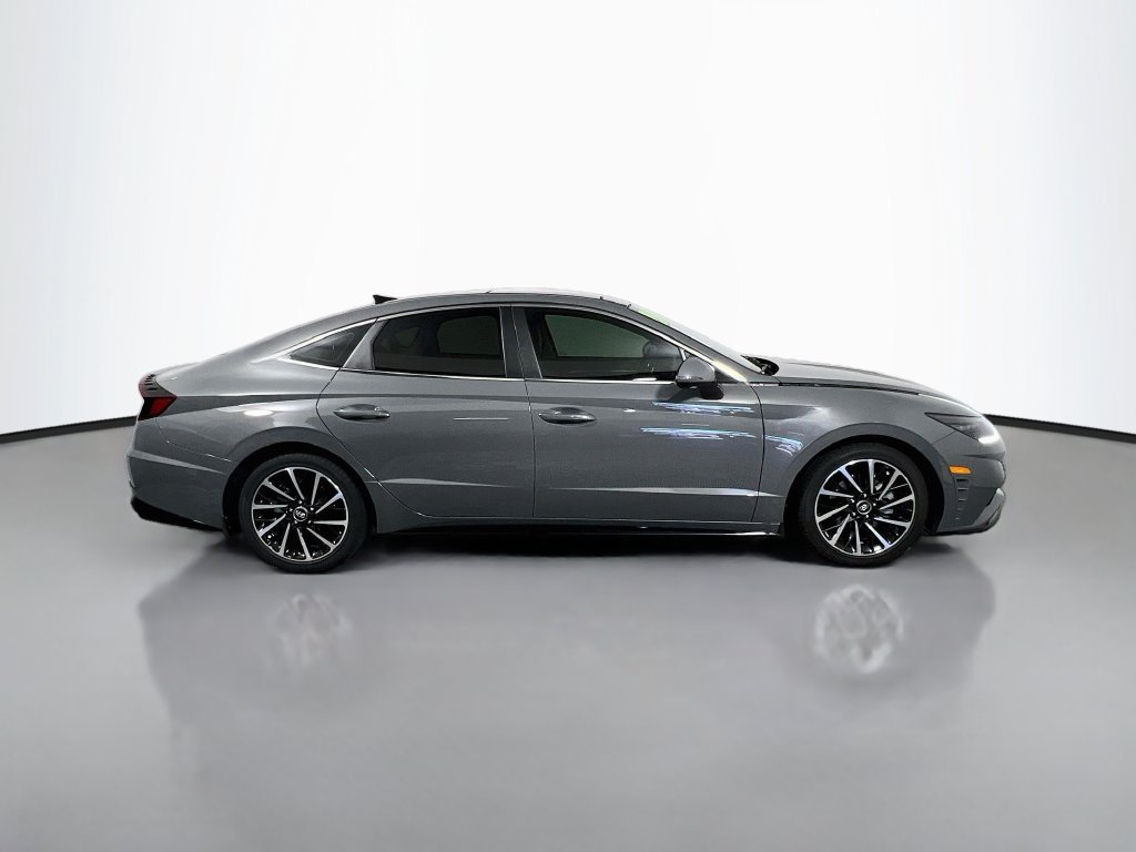 Used 2021 Hyundai Sonata Limited FWD image 2