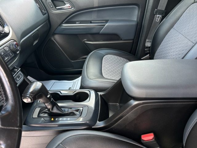 Used 2016 Chevrolet Colorado Z71 AWD/4WD image 30