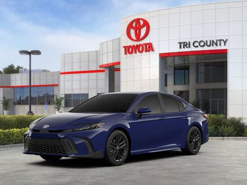 New 2026 Toyota Camry SE FWD image 1