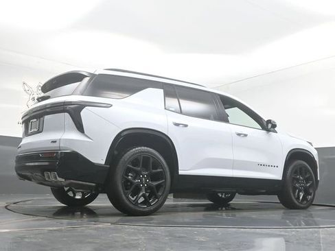 New 2026 Chevrolet Traverse RS w/ LPO, Floor Liner Package image 12