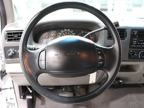 Used 2000 Ford F350 XLT image 81