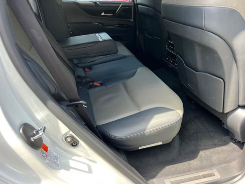 Certified 2025 Lexus LX 700h Overtrail w/ Accessory Package (Z1) AWD/4WD image 16