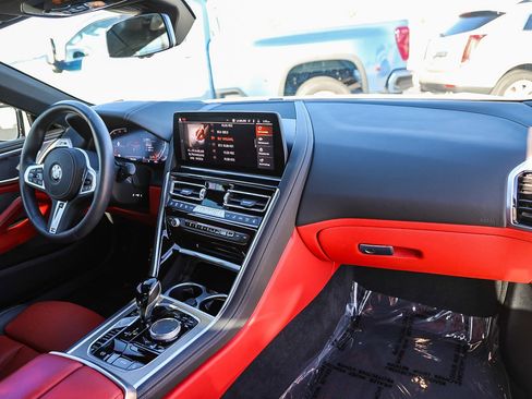 Used 2025 BMW 840i Convertible w/ Comfort Seating Package image 13