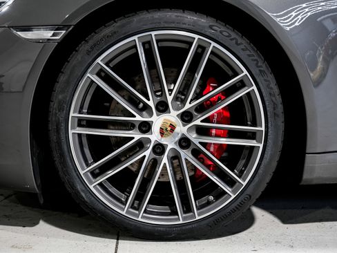 Used 2017 Porsche 911 Carrera S image 41