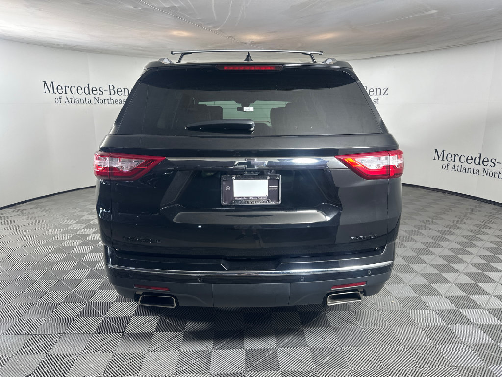 Used 2020 Chevrolet Traverse Premier w/ LPO, 'HIT The Road' Package FWD image 6