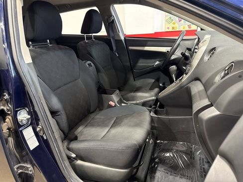 Used 2010 Pontiac Vibe AWD w/ Sun And Sound Package image 61