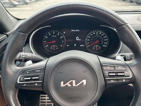 Certified 2023 Kia Stinger GT2 w/ Option Group 020 image 21