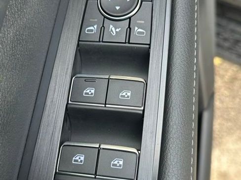 New 2026 Nissan Armada PRO-4X w/ Captain's Chari Seat Package image 15