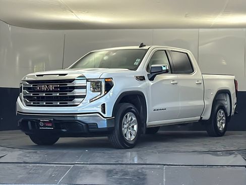 Used 2024 GMC Sierra 1500 SLE RWD image 7