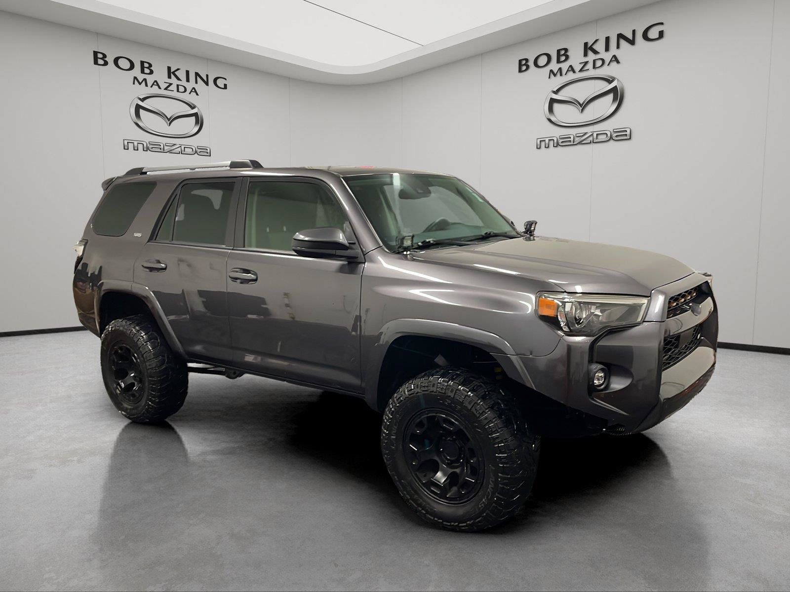 Used 2021 Toyota 4Runner SR5 RWD image 7