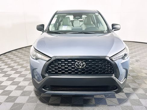 Used 2024 Toyota Corolla Cross L image 8