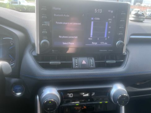Used 2022 Toyota RAV4 XSE w/ XSE Grade Weather Package AWD/4WD image 6