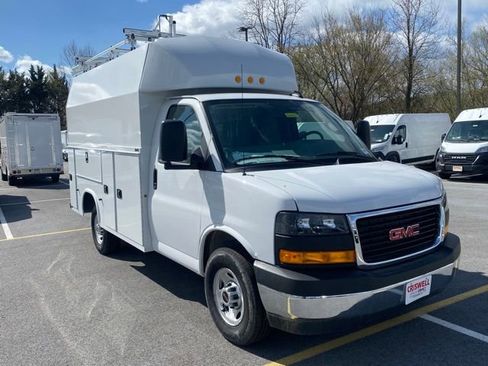New 2024 GMC Savana 3500 w/ Power Convenience Package image 2