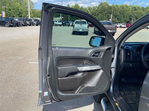 Used 2021 Chevrolet Colorado LT w/ Fleet Safety Package RWD image 6