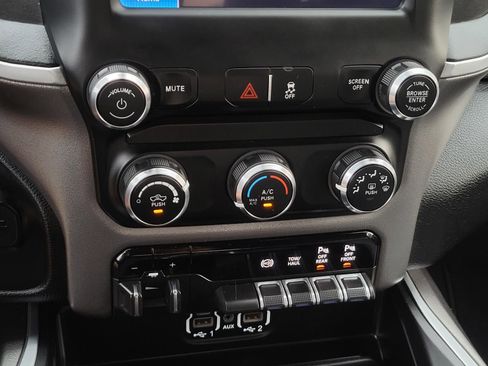 Used 2024 RAM 2500 Big Horn w/ Off Road Package image 24