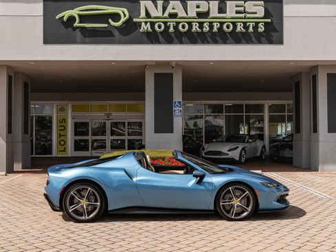 Used 2024 Ferrari 296 GTS RWD image 27