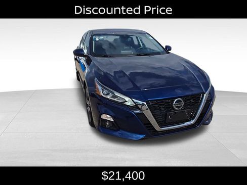 Used 2020 Nissan Altima 2.5 Platinum image 3