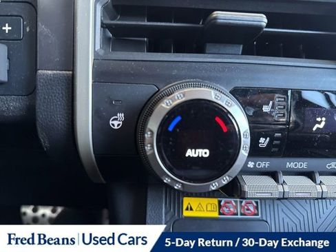 Used 2025 Toyota Tacoma TRD Sport w/ TRD Sport Premium Package image 24