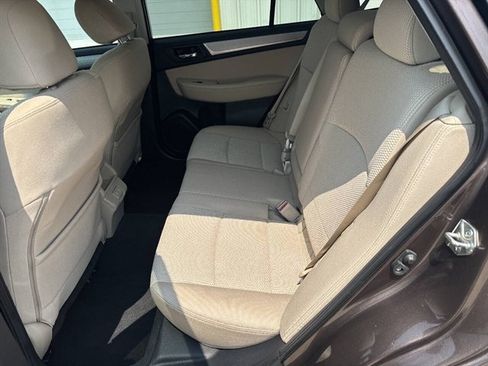 Used 2019 Subaru Outback 2.5i Premium AWD/4WD image 10