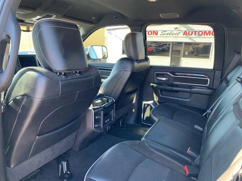 Used 2020 RAM 2500 Laramie w/ Night Edition image 12