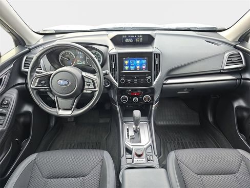 Used 2020 Subaru Forester Premium image 10