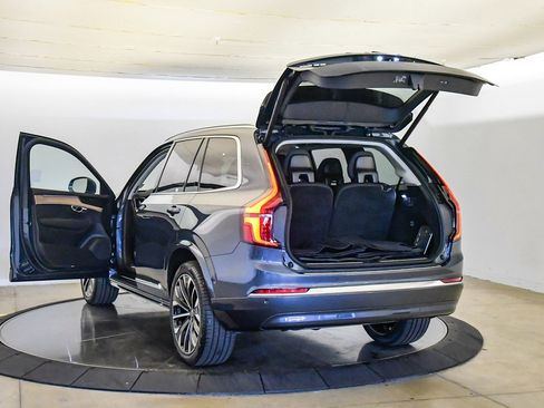 Certified 2025 Volvo XC90 B5 Plus w/ Protection Package Premier image 29