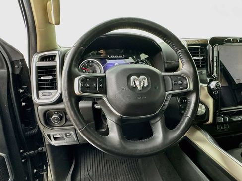 Used 2020 RAM 1500 Laramie AWD/4WD image 12