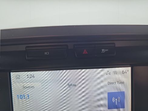 Used 2023 Ford F150 XLT AWD/4WD image 19
