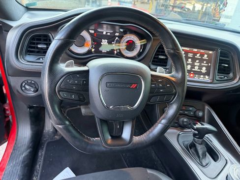 Used 2020 Dodge Challenger R/T Scat Pack RWD image 5
