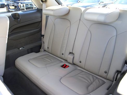 Used 2014 Audi Q7 TDI Premium Plus w/ Premium Plus Package image 16