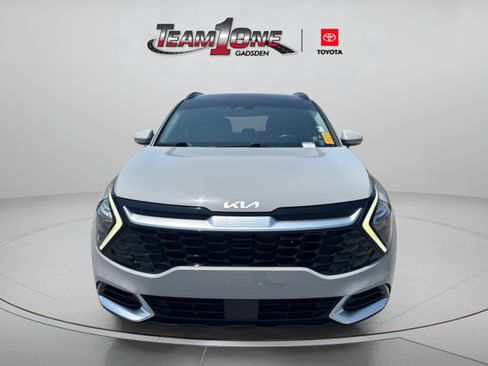 Used 2023 Kia Sportage SX FWD image 2