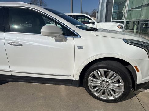 Used 2019 Cadillac XT5 Premium Luxury image 11