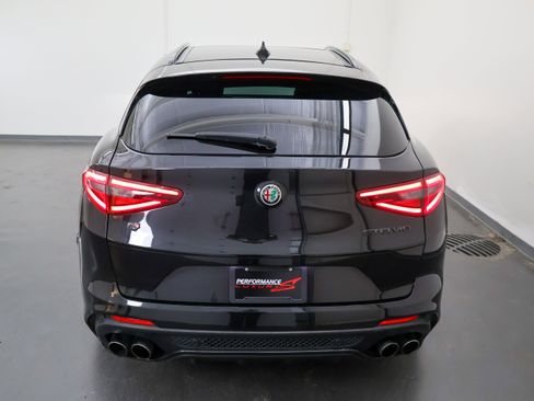 Used 2022 Alfa Romeo Stelvio Quadrifoglio w/ Active Assist Plus Package AWD/4WD image 10