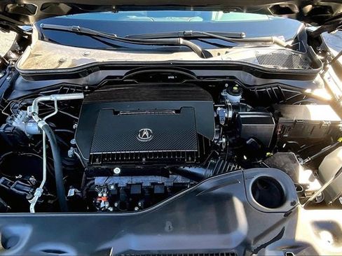 Used 2024 Acura MDX SH-AWD w/ Technology Package image 9