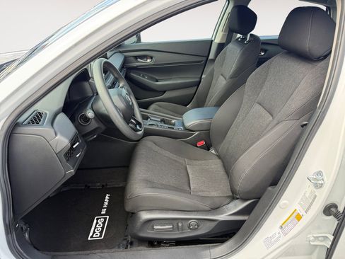 Certified 2025 Honda Accord SE image 10