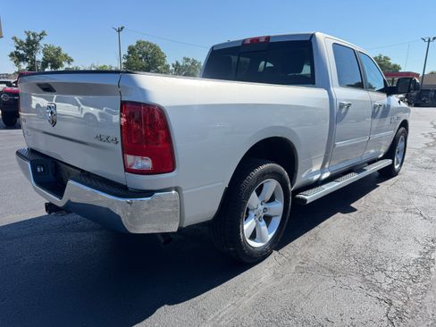 Used 2017 RAM 1500 Classic SLT AWD/4WD image 7