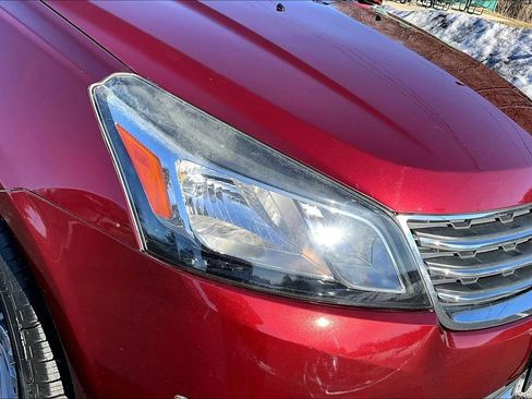 Used 2016 Chevrolet Traverse LT image 31