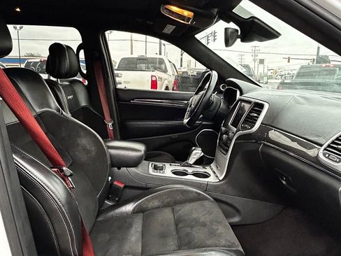 Used 2018 Jeep Grand Cherokee SRT w/ Trailer Tow Group IV image 8