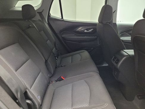 Used 2023 GMC Terrain SLE image 19