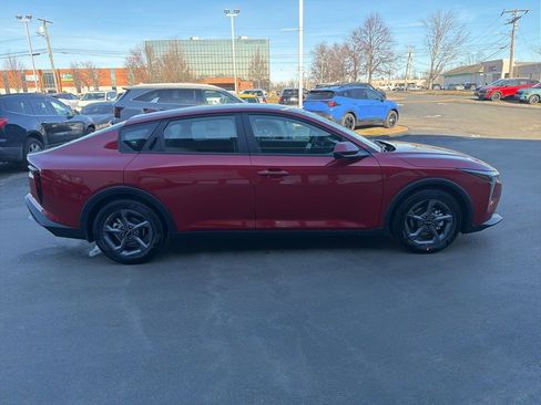 New 2025 Kia K4 LXS image 5