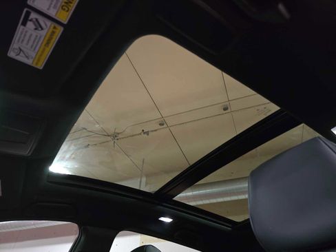 Used 2025 Acura RDX A-Spec image 25