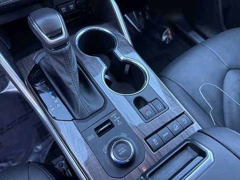 Used 2020 Toyota Highlander Limited image 20