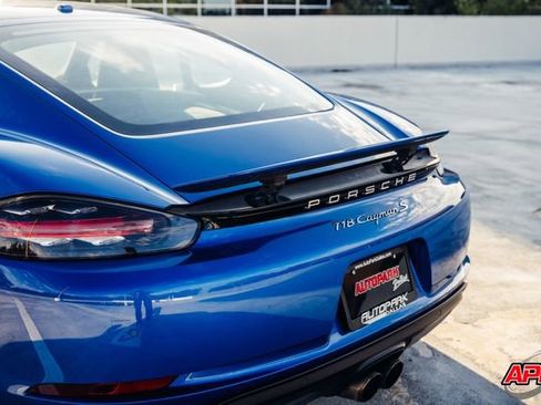 Used 2017 Porsche 718 Cayman S image 31