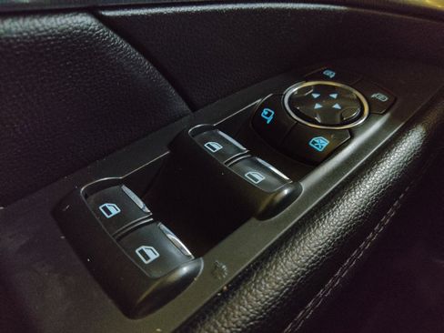 Used 2018 Ford Explorer Limited AWD/4WD image 27