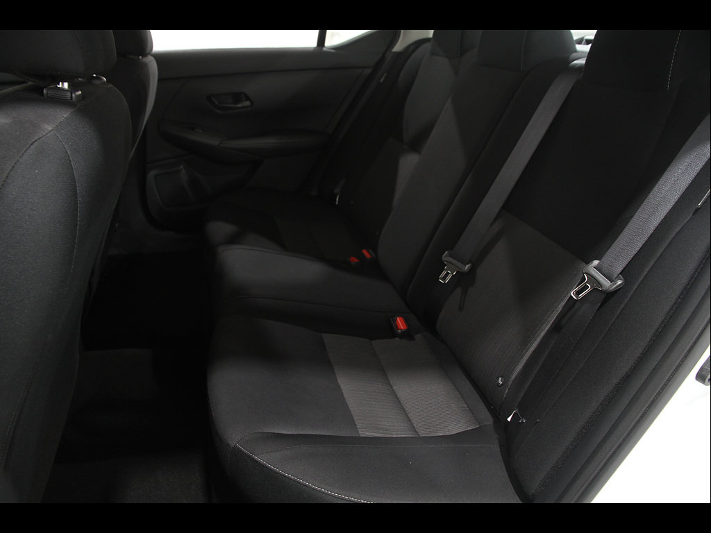 Used 2025 Nissan Sentra SV FWD image 18