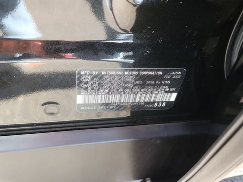 Used 2023 Mitsubishi Outlander SE image 22