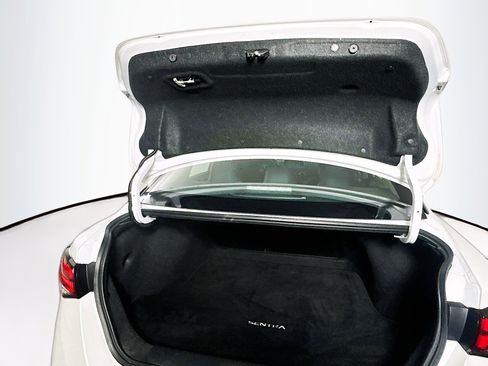 Used 2024 Nissan Sentra SV image 26