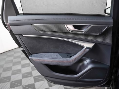 New 2025 Audi RS 6 performance image 24